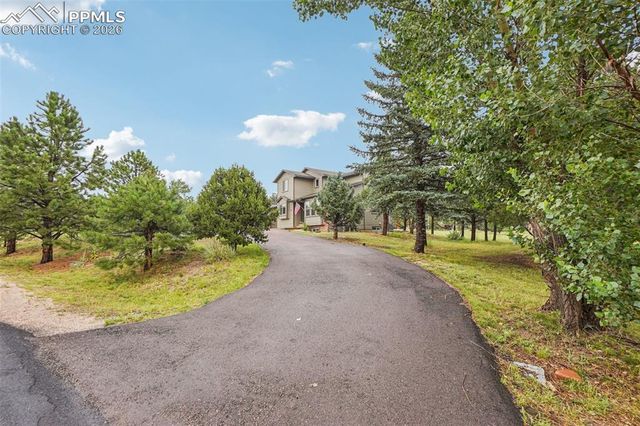 18555 Knollwood Boulevard, Monument, CO 80132