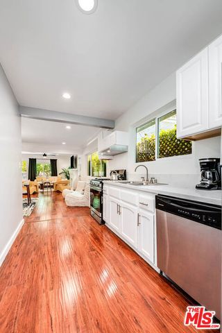 838 N Ridgewood Place, Los Angeles, CA 90038