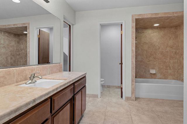 2809 Londonderry Ct, Modesto, CA 95350