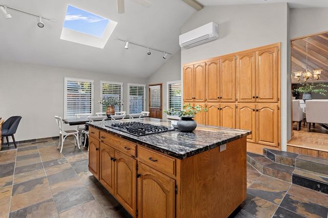 2809 Londonderry Ct, Modesto, CA 95350