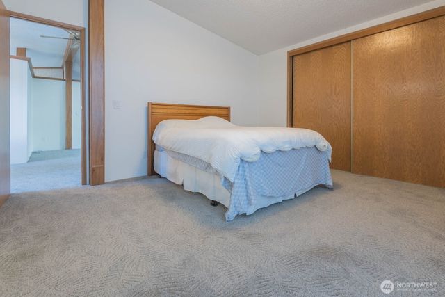 563 NW Silver Glen Lane, Bremerton, WA 98311