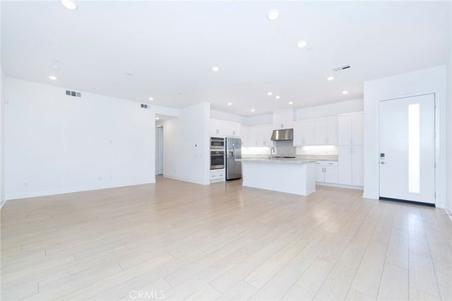 207 Abacus, Irvine, CA 92618