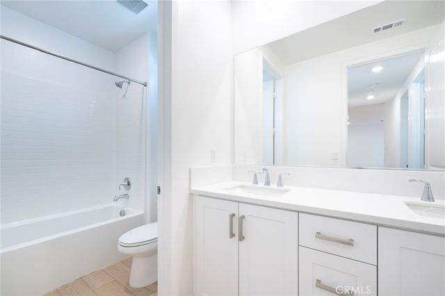 207 Abacus, Irvine, CA 92618