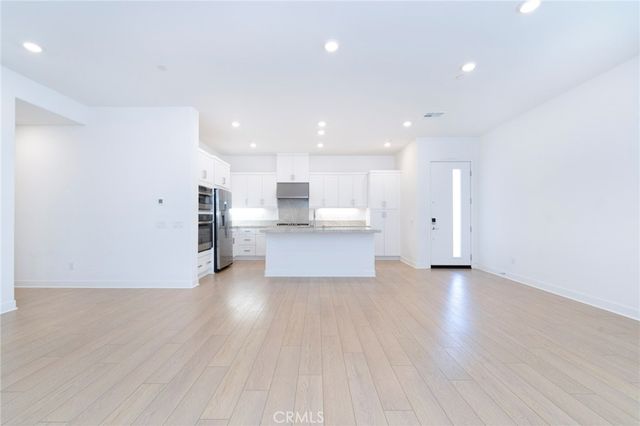 207 Abacus, Irvine, CA 92618