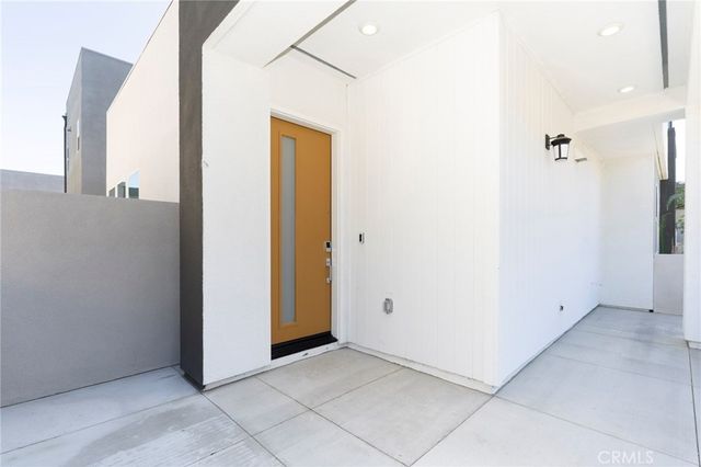 207 Abacus, Irvine, CA 92618