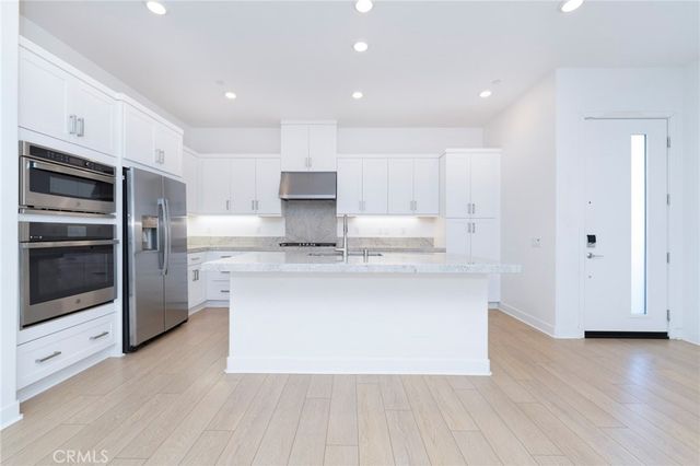 207 Abacus, Irvine, CA 92618