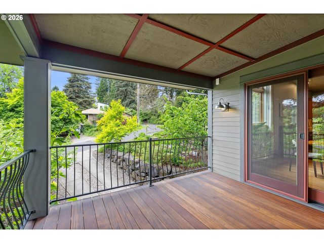 1273 11TH St, West Linn, OR 97068