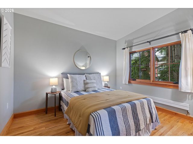 1273 11TH St, West Linn, OR 97068