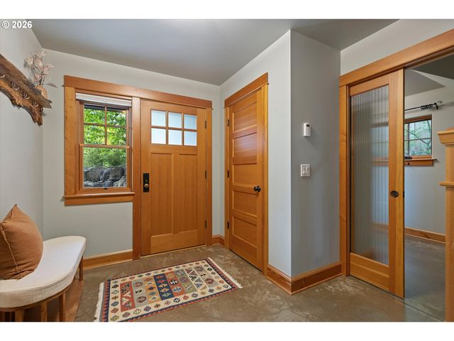 1273 11TH St, West Linn, OR 97068
