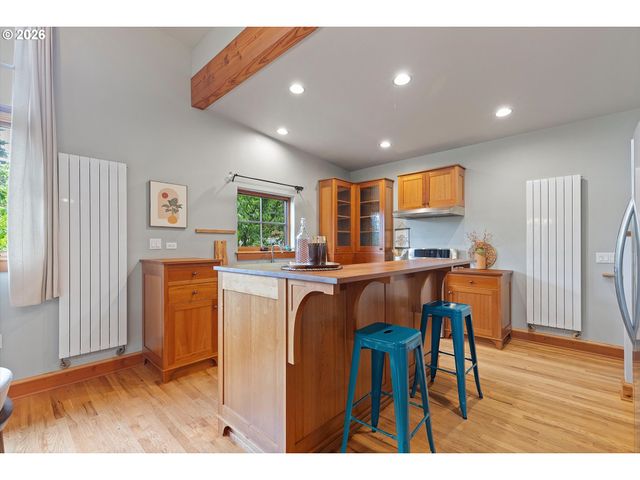 1273 11TH St, West Linn, OR 97068