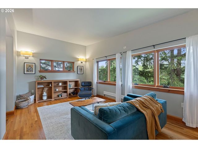 1273 11TH St, West Linn, OR 97068