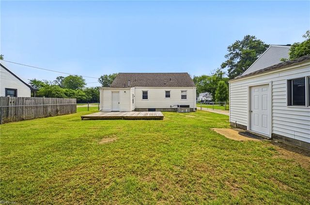 1382 Hammond CT, Norfolk, VA 23503