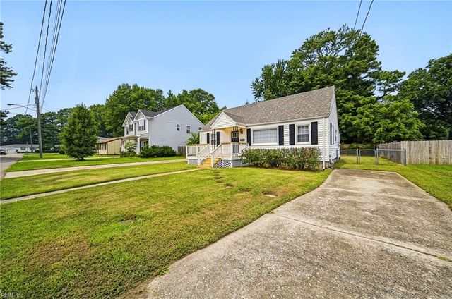 1382 Hammond CT, Norfolk, VA 23503