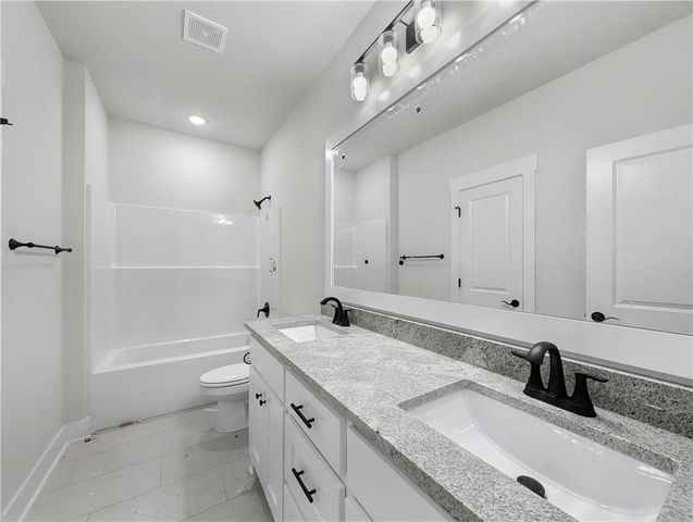 284 Stoneykirk Drive, Bella Vista, AR 72715