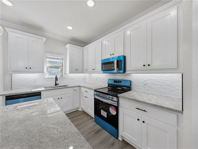 284 Stoneykirk Drive, Bella Vista, AR 72715