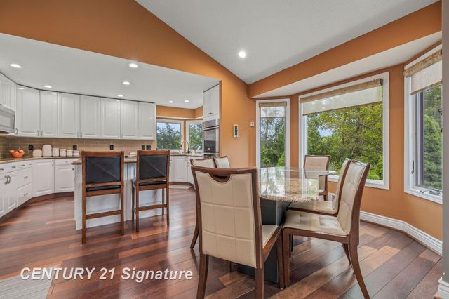 5790 Dunrovin Drive, Saginaw Twp, MI 48638