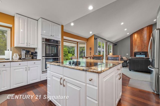 5790 Dunrovin Drive, Saginaw Twp, MI 48638