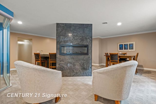 5790 Dunrovin Drive, Saginaw Twp, MI 48638