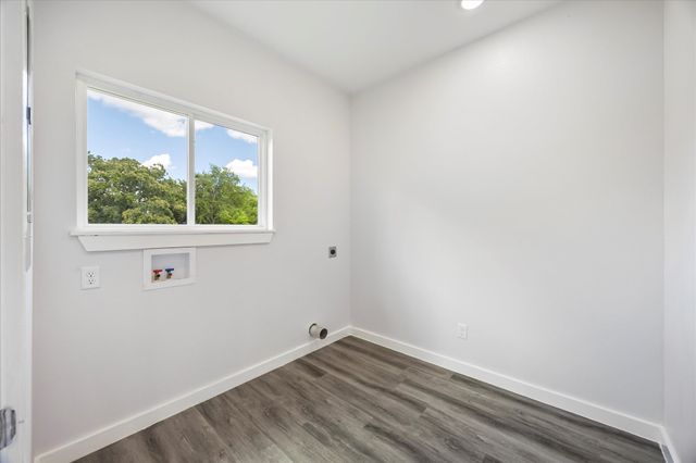 108 E Locust, Campbell, TX 75422