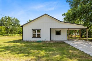 108 E Locust, Campbell, TX 75422