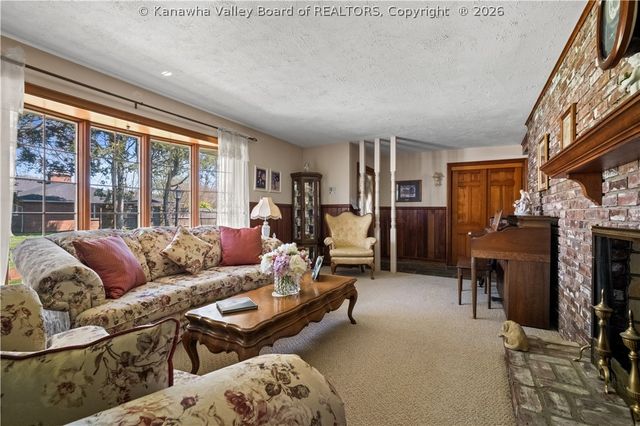 5447 Longview Drive, Cross Lanes, WV 25313