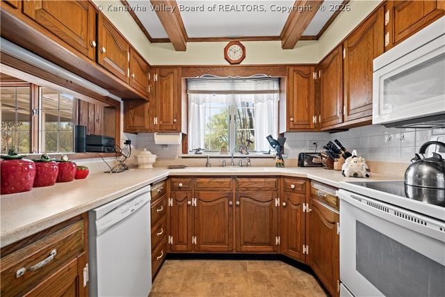 5447 Longview Drive, Cross Lanes, WV 25313