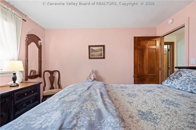 5447 Longview Drive, Cross Lanes, WV 25313