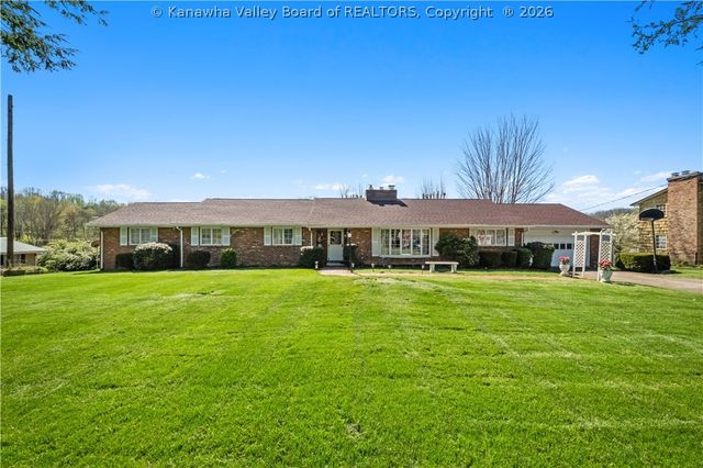 5447 Longview Drive, Cross Lanes, WV 25313