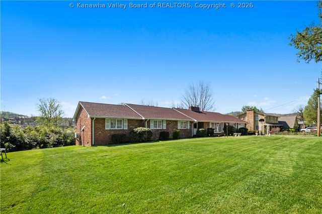 5447 Longview Drive, Cross Lanes, WV 25313