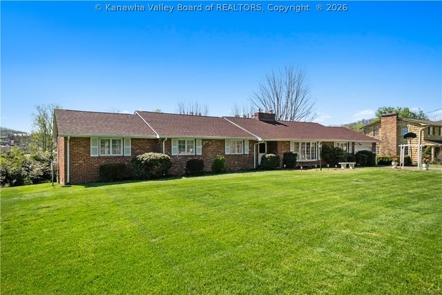 5447 Longview Drive, Cross Lanes, WV 25313