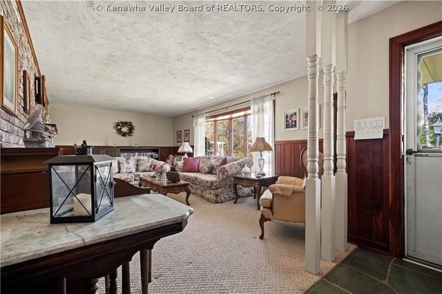 5447 Longview Drive, Cross Lanes, WV 25313
