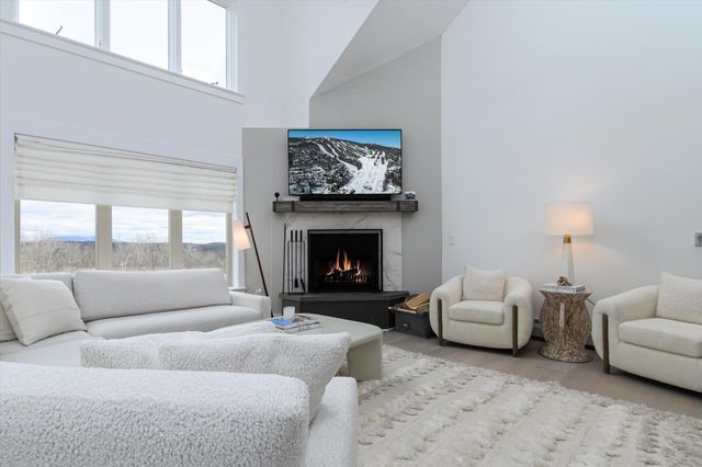 48 Alpine Way D-1, Ludlow, VT 05149