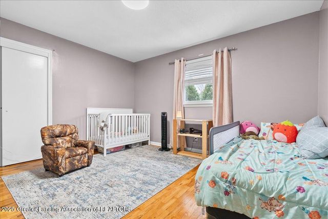 1015 Brad Street, Lansing, MI 48911