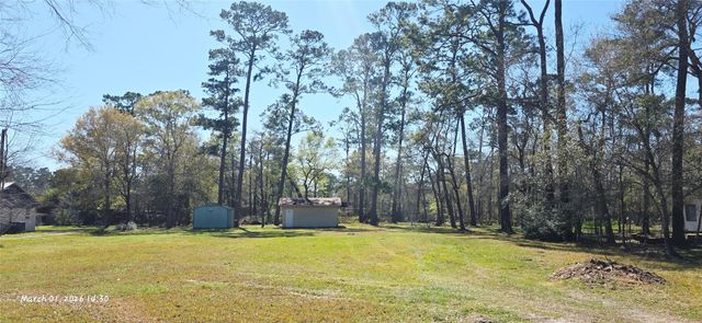 3506 Yupon Street, Dickinson, TX 77539