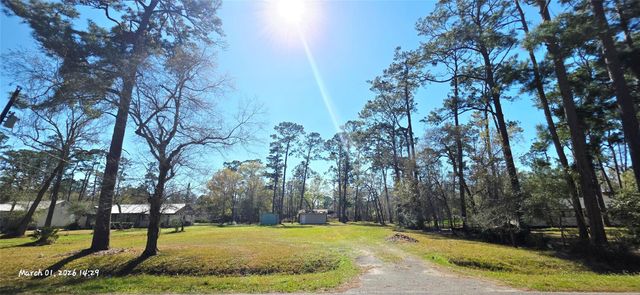 3506 Yupon Street, Dickinson, TX 77539