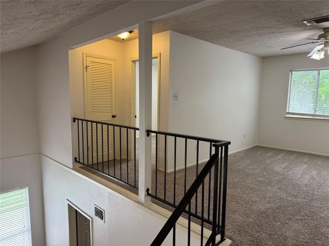 313 Thistlewood Court, League City, TX 77573