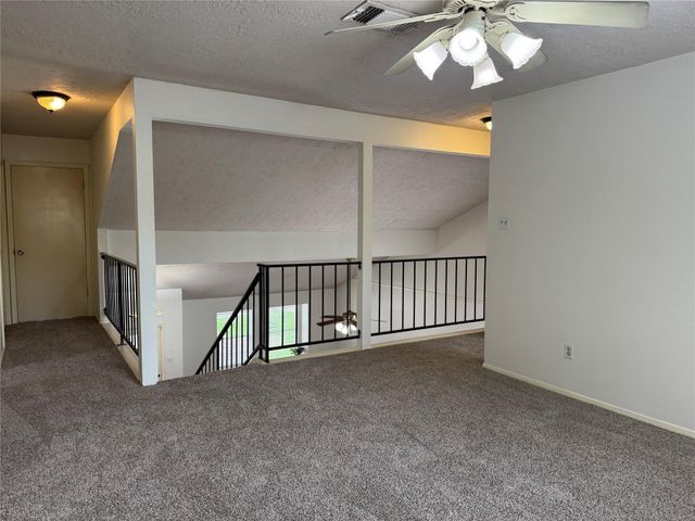 313 Thistlewood Court, League City, TX 77573