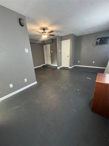 313 Thistlewood Court, League City, TX 77573