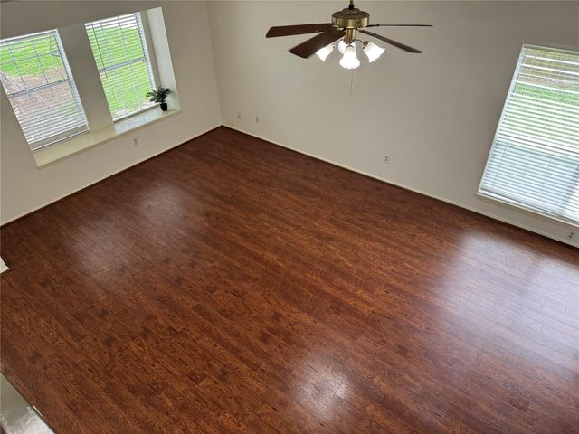 313 Thistlewood Court, League City, TX 77573