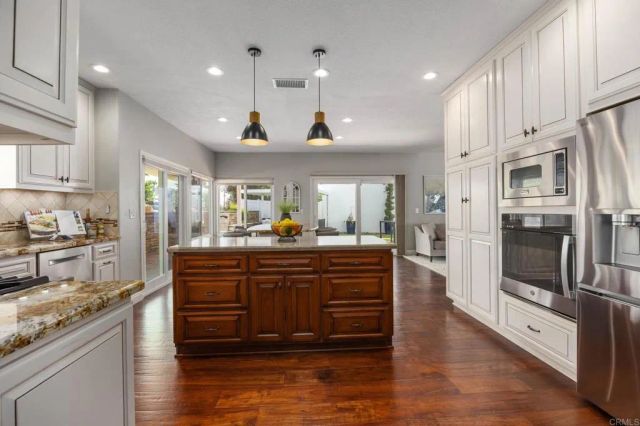 4863 Marathon Way, Oceanside, CA 92054