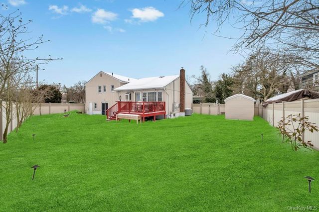 178 Gerhard Road, Plainview, NY 11803