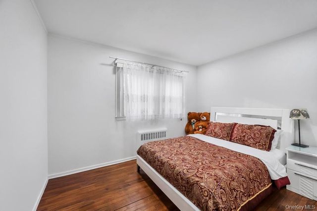 178 Gerhard Road, Plainview, NY 11803