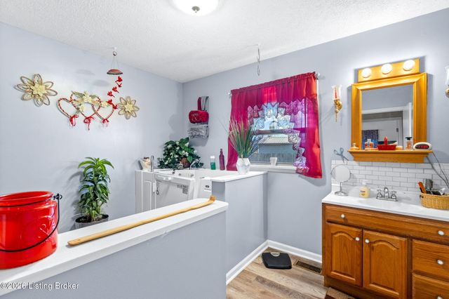 4308 Wilmoth Ave, Louisville, KY 40216