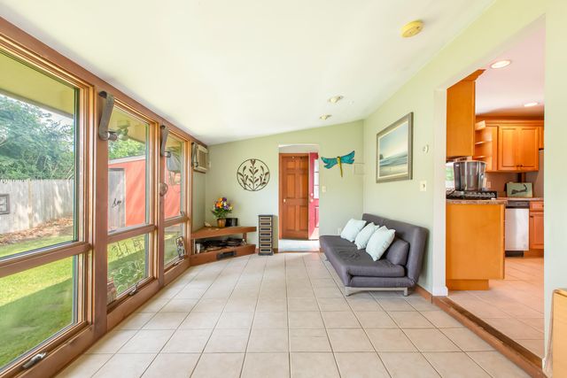 5 Birch Street, Buzzards Bay, MA 02532
