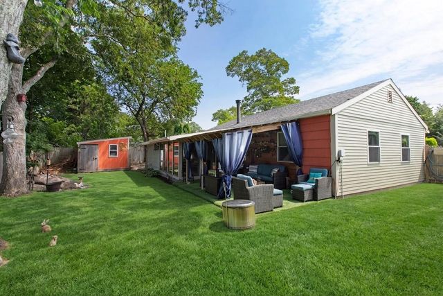 5 Birch Street, Buzzards Bay, MA 02532