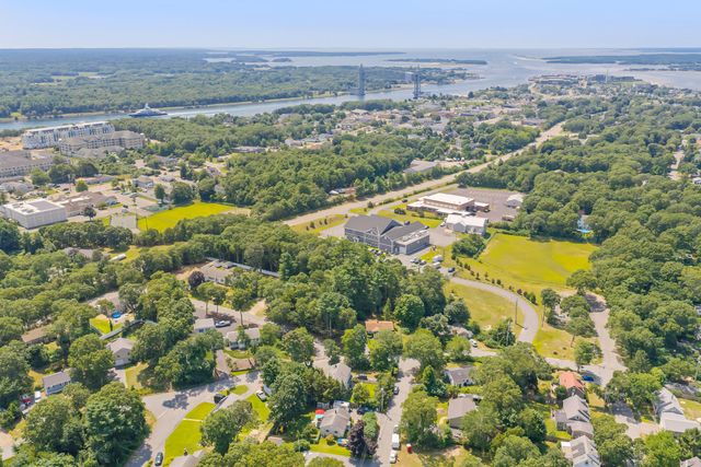 5 Birch Street, Buzzards Bay, MA 02532