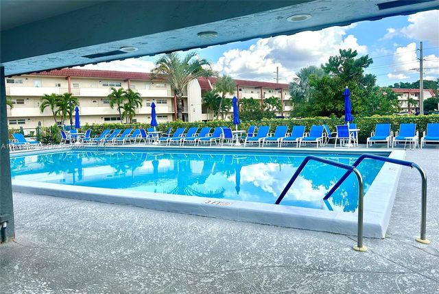 8990 S Hollybrook Blvd 108, Pembroke Pines, FL 33025