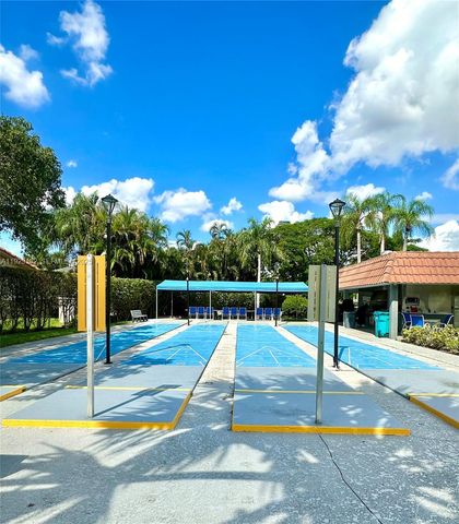 8990 S Hollybrook Blvd 108, Pembroke Pines, FL 33025