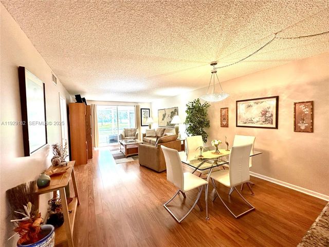 8990 S Hollybrook Blvd 108, Pembroke Pines, FL 33025