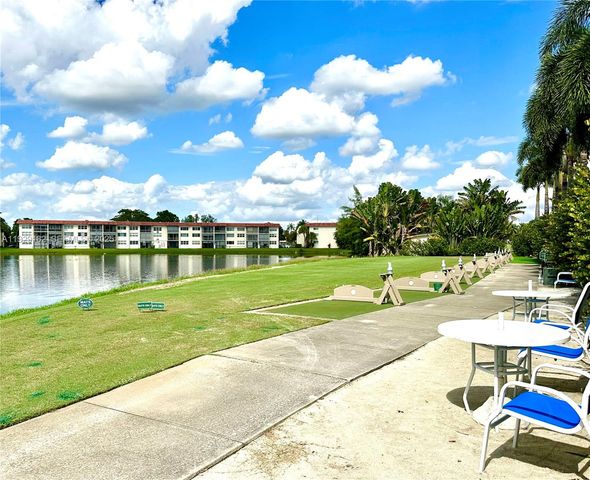 8990 S Hollybrook Blvd 108, Pembroke Pines, FL 33025